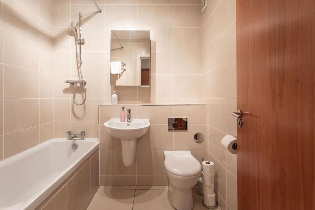 Best City Centre Luxurious Home Free Parking Belfast Kültér fotó