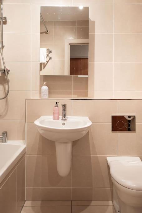 Best City Centre Luxurious Home Free Parking Belfast Kültér fotó