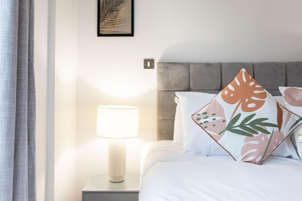 Best City Centre Luxurious Home Free Parking Belfast Kültér fotó