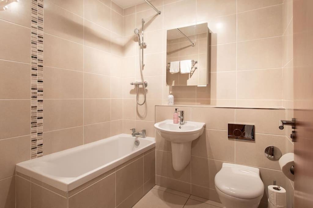 Best City Centre Luxurious Home Free Parking Belfast Kültér fotó